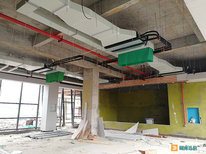 長沙健科電子商用中央空調(diào)吊裝實(shí)景圖